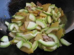 角瓜炖着吃做法,角瓜炖制秘籍，营养满分口感佳