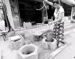 市井拍照夏日吃瓜,镜头下的吃瓜时光