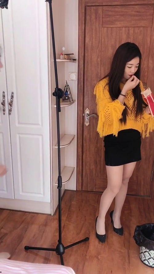 美女吃瓜吃货主播,吃货主播的美食之旅