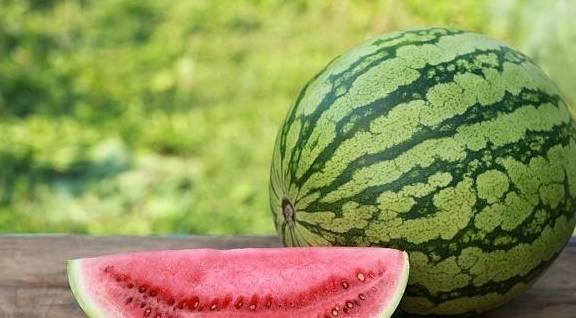 吃瓜溜瓜皮,揭秘娱乐圈幕后故事