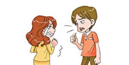 情侣吃瓜讨论突然吵架,情侣吃瓜引发的争吵风云