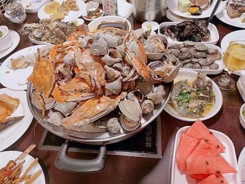 吃海鲜可以吃瓜吗,海鲜美食中的清新搭配指南