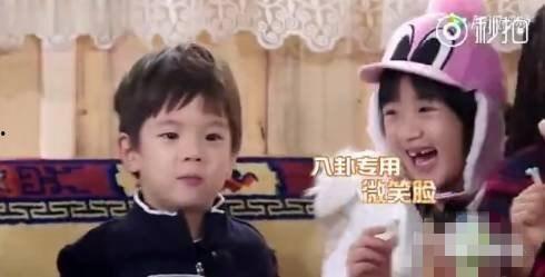 女孩问吃瓜不,一起探讨“吃瓜”的乐趣与魅力