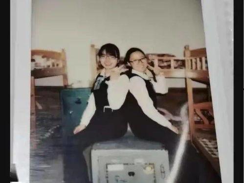 嗑cp吃瓜尖叫,吃瓜尖叫，揭秘娱乐圈甜蜜背后的秘密