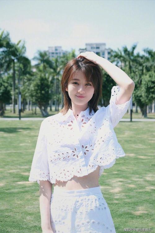 海瑠奈吃瓜,揭秘娱乐圈幕后真相